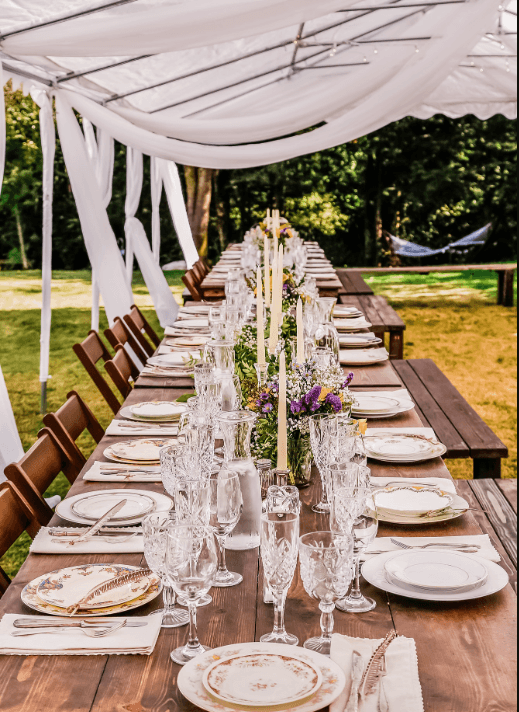 Premium Dinning Table - Like New